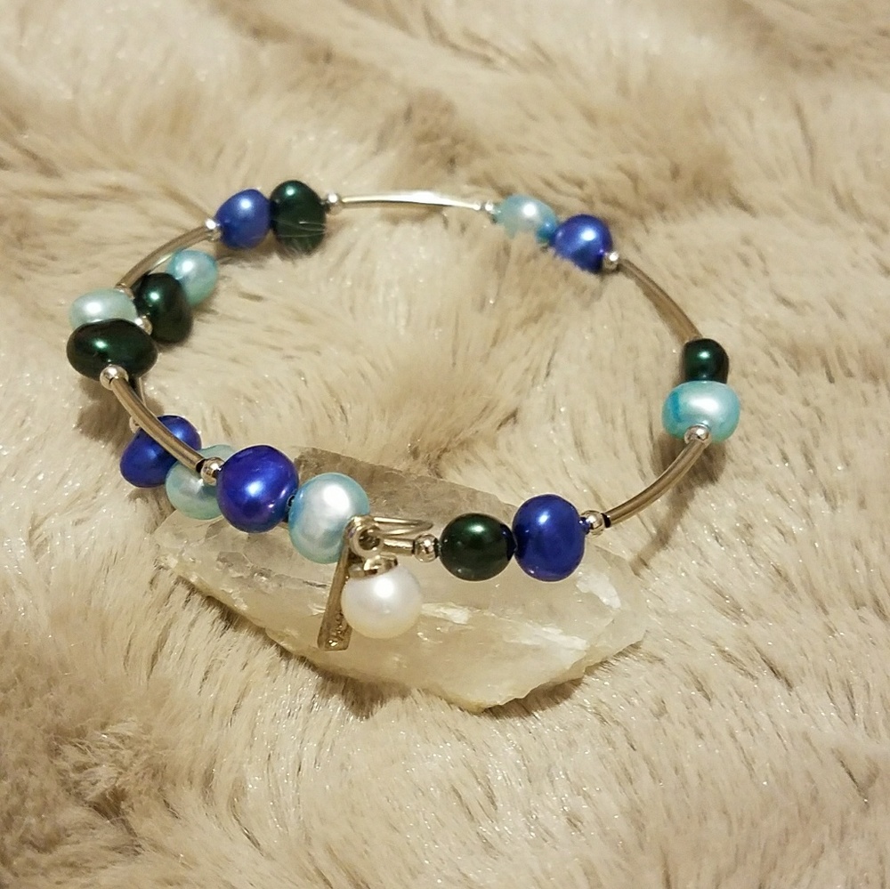 Vantel pearl wrap bracelet